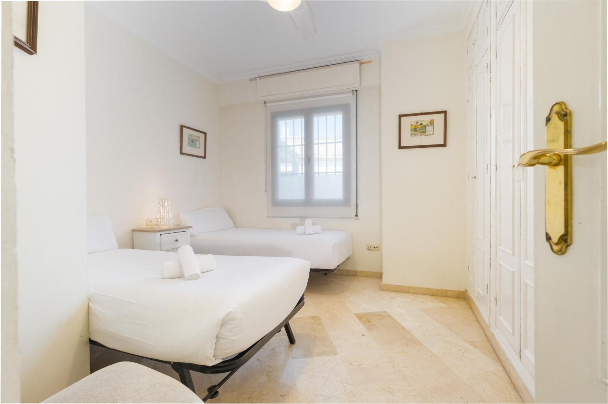 Wide With Terrace & Parking- 3Bd 2Bth- Alfalfa Siviglia Esterno foto